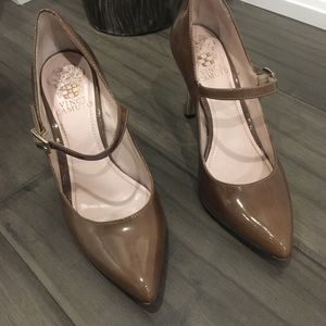 Vince Camuto Pumps - 6M